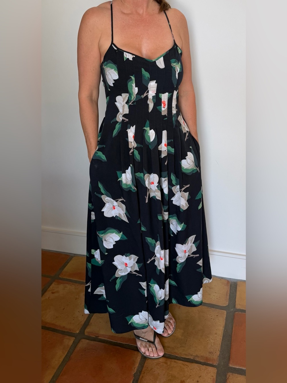 Banana Republic Floral Black Maxi Dress Lined Adjustable Straps Pockets Size 2